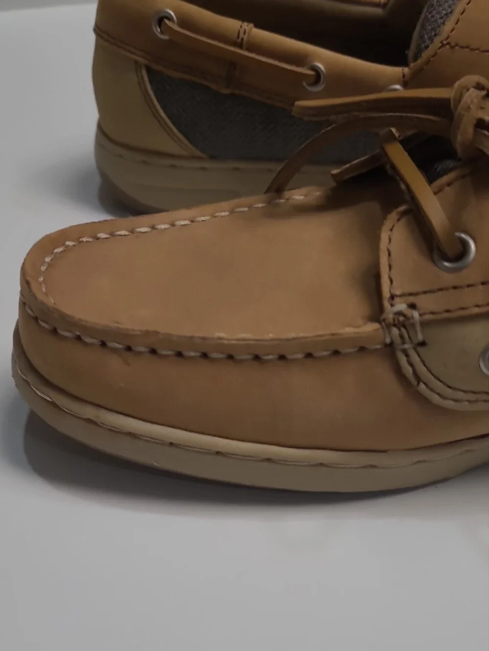Maui Island Tan Leather Boat Shoes -Size 10